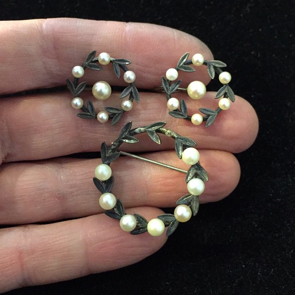 Cluster Leaf Silver Saltwater Akoya Pearl Brooch & Earring  Silver & Pearl earrings & brooch set